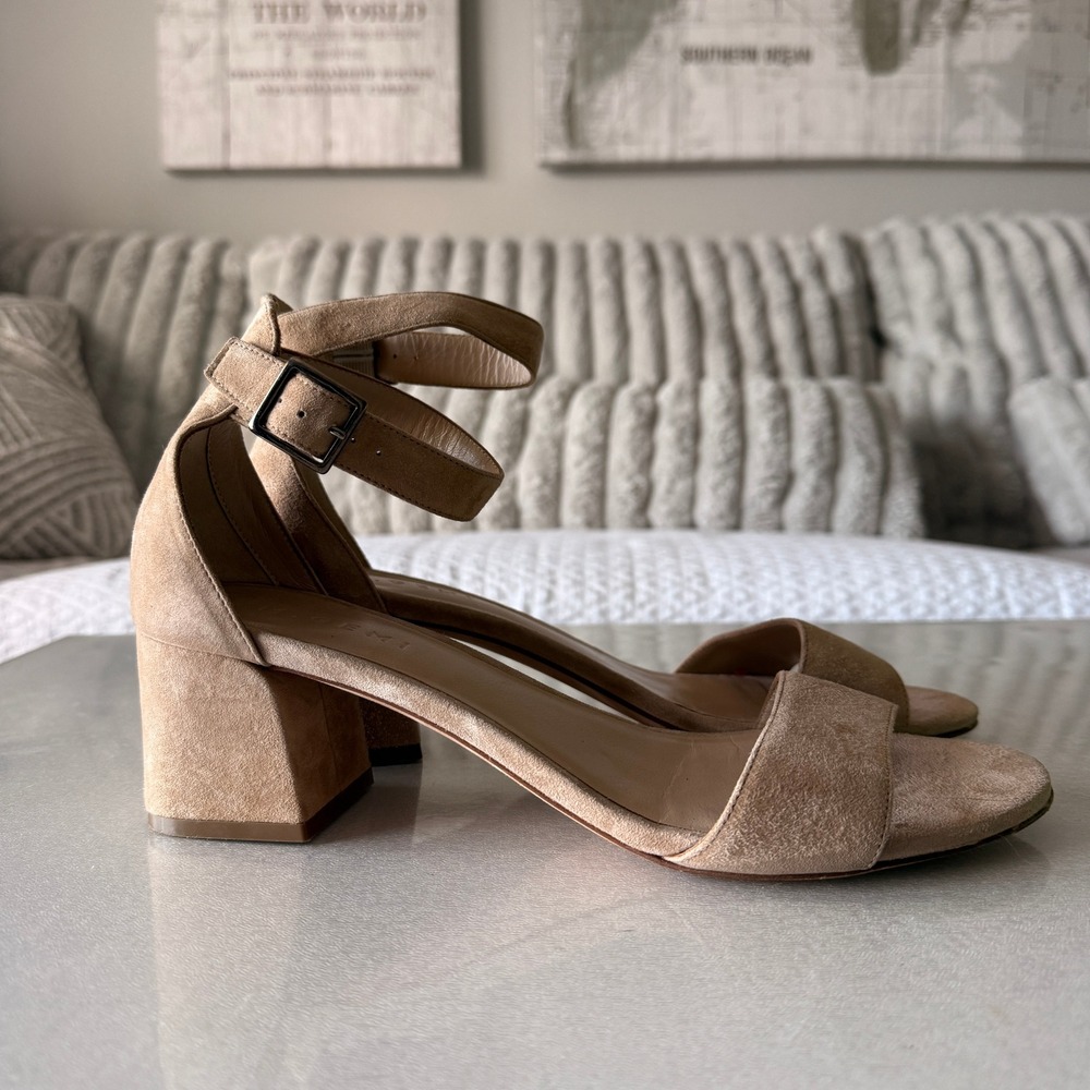 M.Gemi Tan Suede Ankle Strap Block Heel Sandals‎ Made in Italy luxury Size 40.5